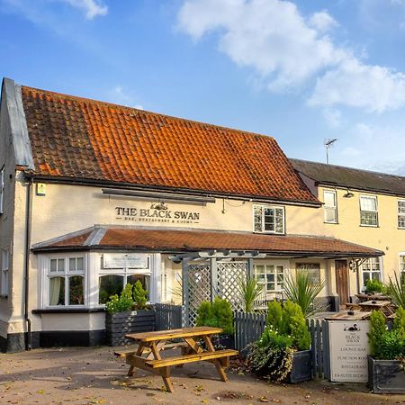 The Black Swan Inn Horsham St Faith Екстер'єр фото