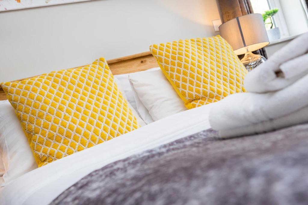 The Black Swan Inn Horsham St Faith Екстер'єр фото