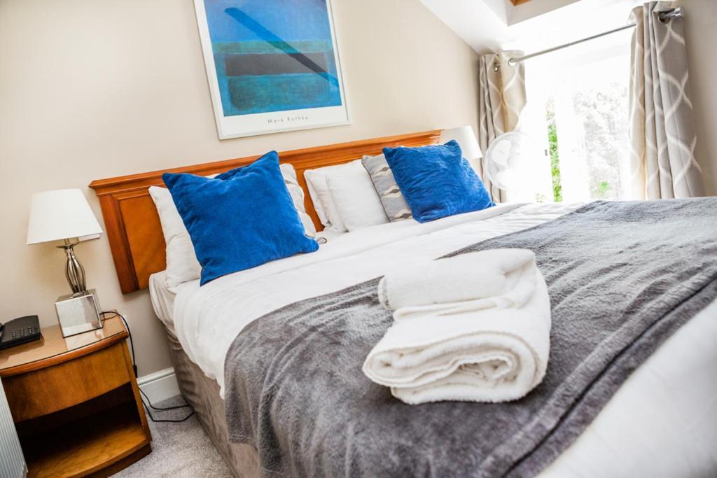 The Black Swan Inn Horsham St Faith Екстер'єр фото