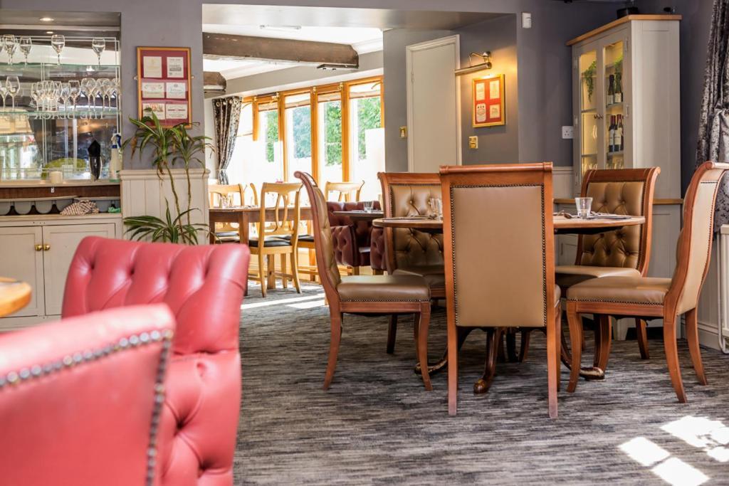 The Black Swan Inn Horsham St Faith Екстер'єр фото