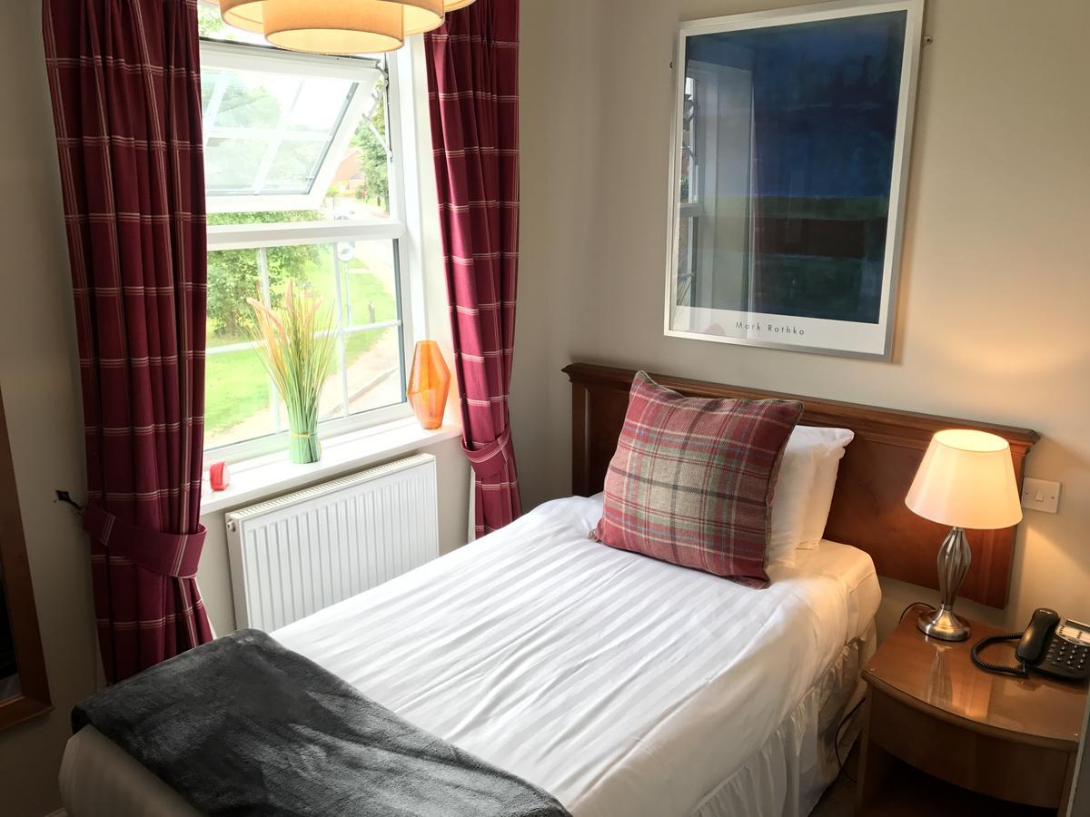 The Black Swan Inn Horsham St Faith Екстер'єр фото