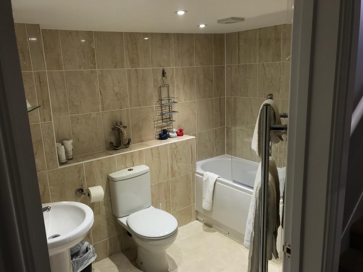 The Black Swan Inn Horsham St Faith Екстер'єр фото